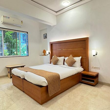 Hotel Galaxy Mumbai Exterior foto