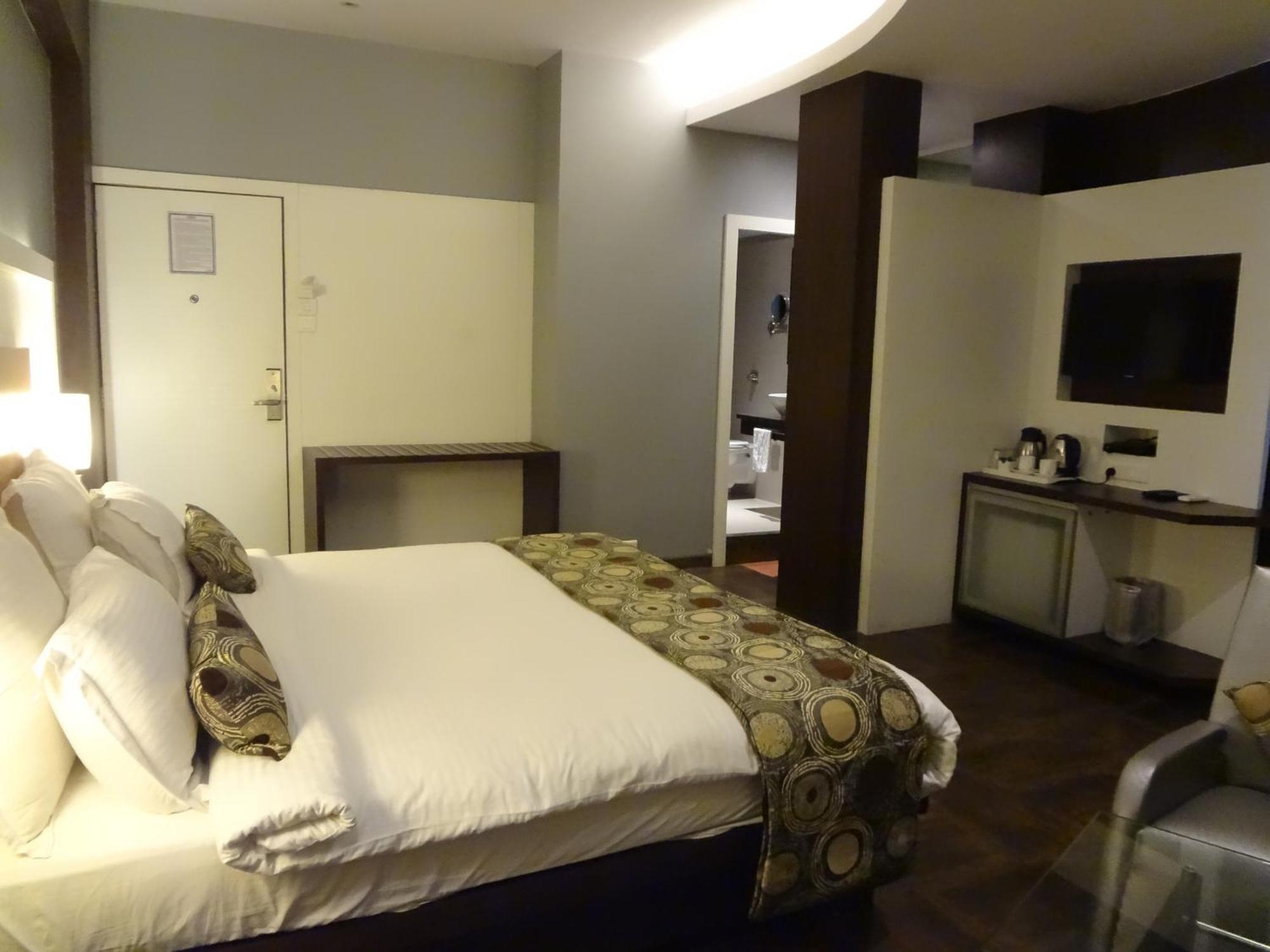 Hotel Galaxy Mumbai Exterior foto