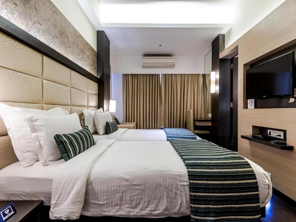 Hotel Galaxy Mumbai Exterior foto